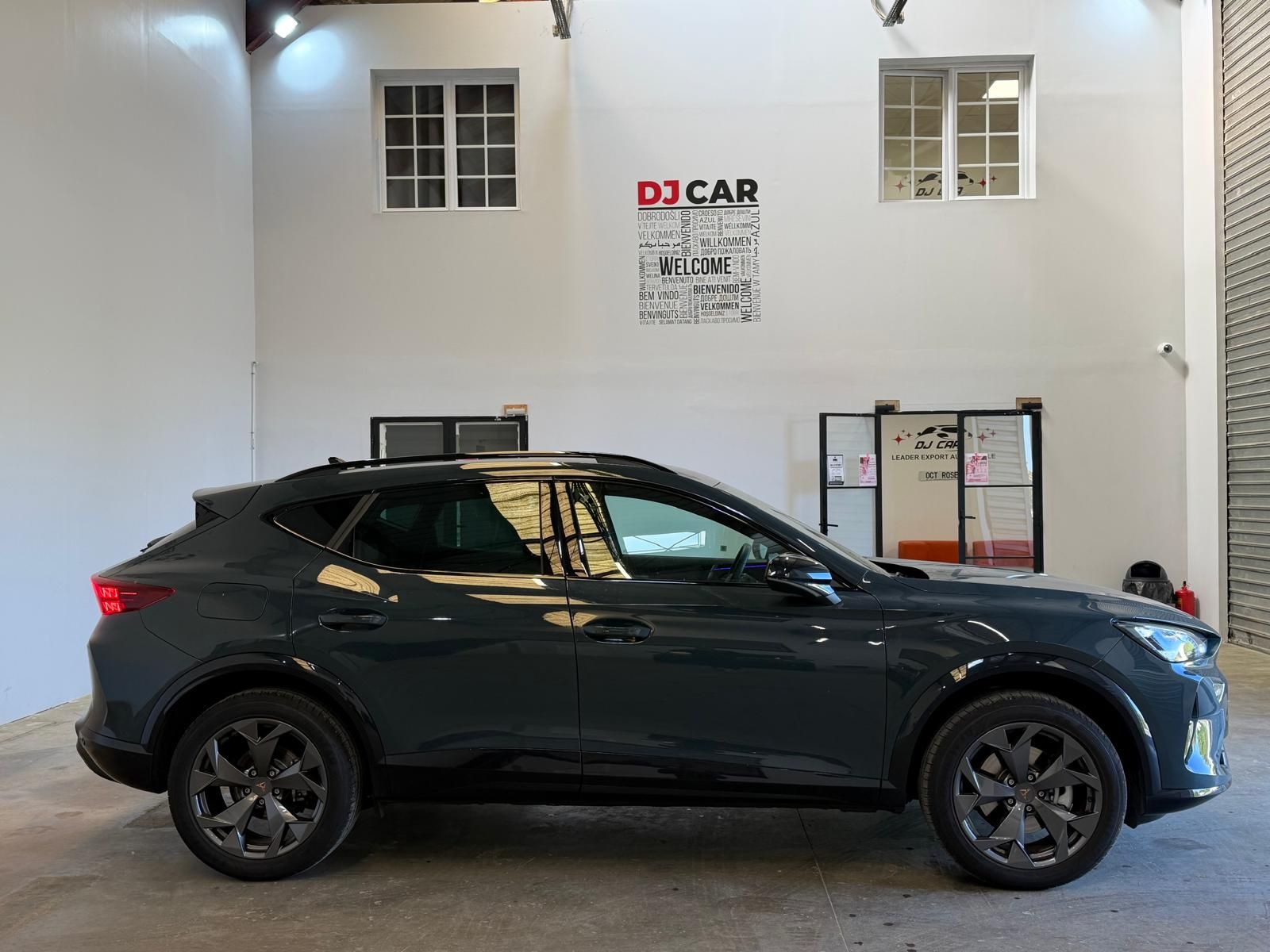 CUPRA FORMENTOR PH2 1.5 eTSI 150 ch DSG7 V 5P occasion - Leader export auto Algérie, licence moudjahidine, CCR (Vue 2) - DJCAR