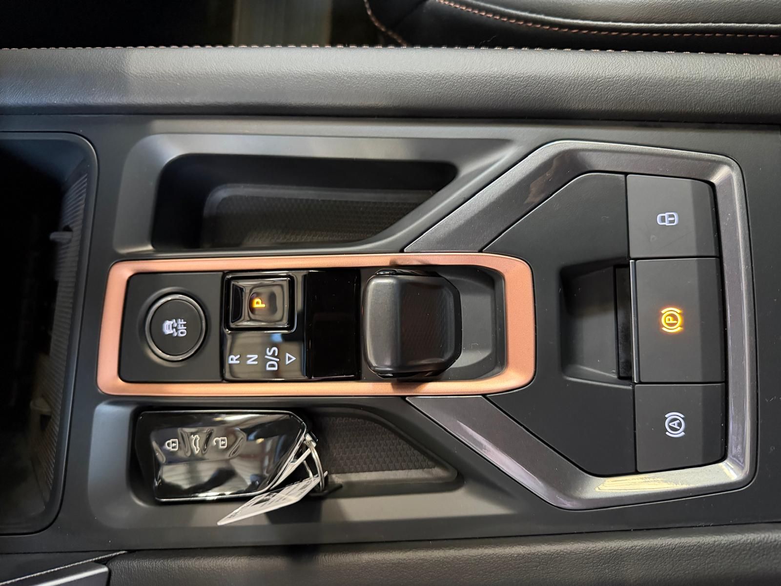 CUPRA FORMENTOR PH2 1.5 eTSI 150 ch DSG7 V 5P occasion - Leader export auto Algérie, licence moudjahidine, CCR (Vue 17) - DJCAR