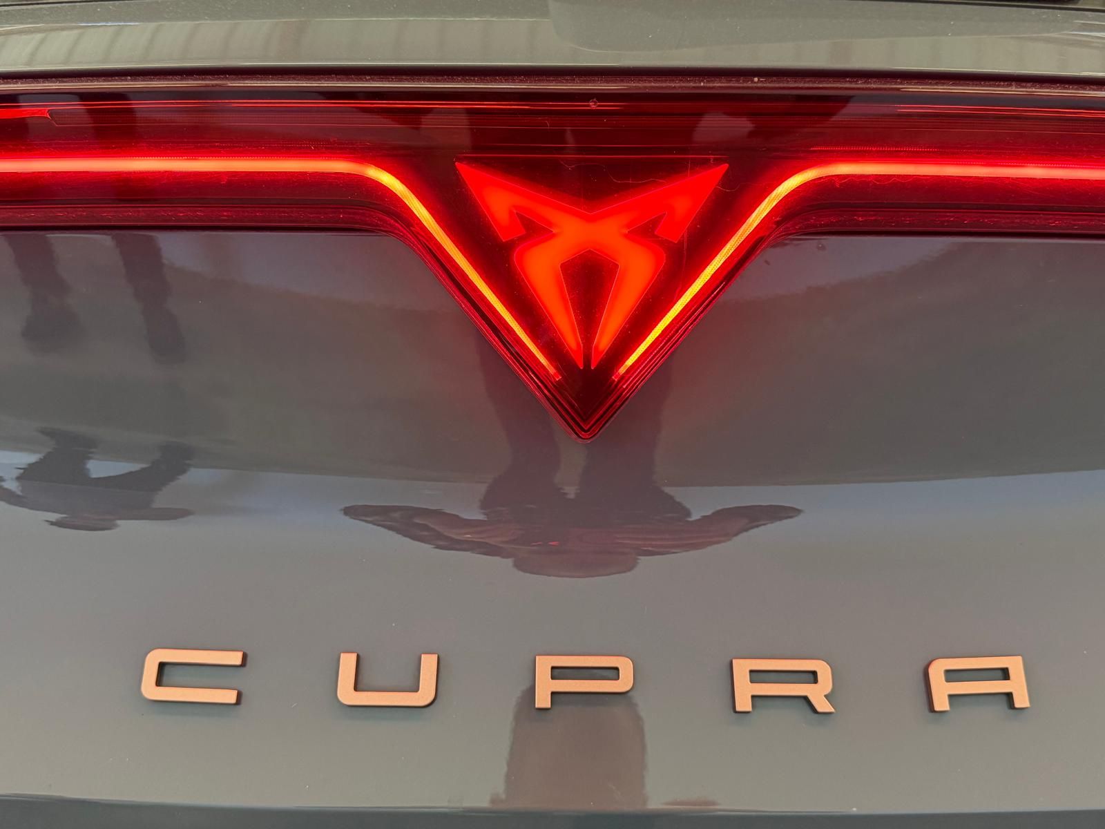 CUPRA FORMENTOR PH2 1.5 eTSI 150 ch DSG7 V 5P occasion - Leader export auto Algérie, licence moudjahidine, CCR (Vue 6) - DJCAR