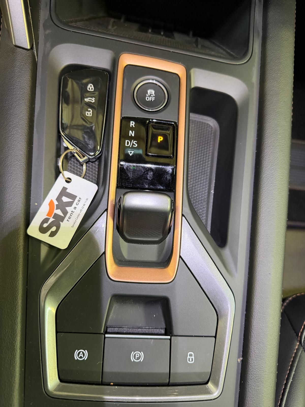 CUPRA FORMENTOR PH2 1.5 eTSI 150 ch DSG7 V 5P occasion - Leader export auto Algérie, licence moudjahidine, CCR (Vue 18) - DJCAR